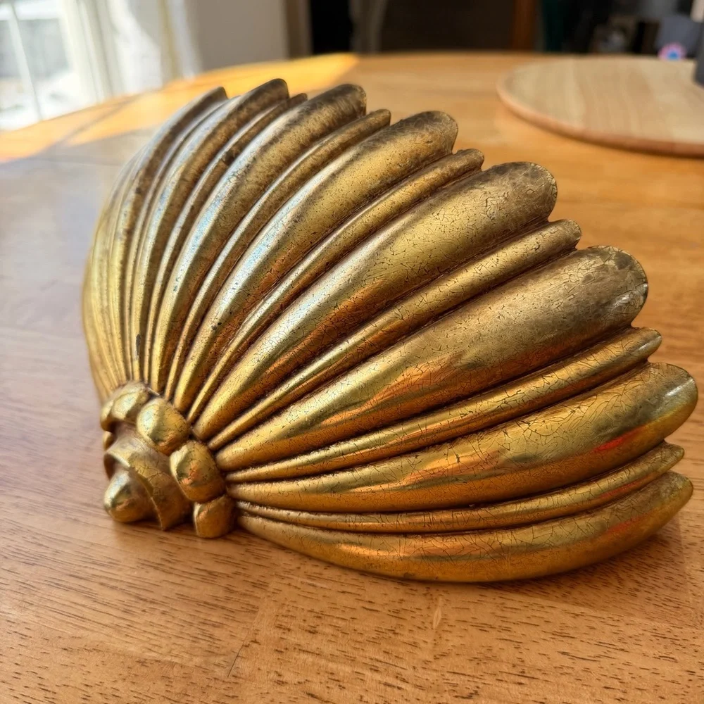 Vintage 1962 Syroco Fluted Gold Wall Pocket Planter – Mid-Century Charm